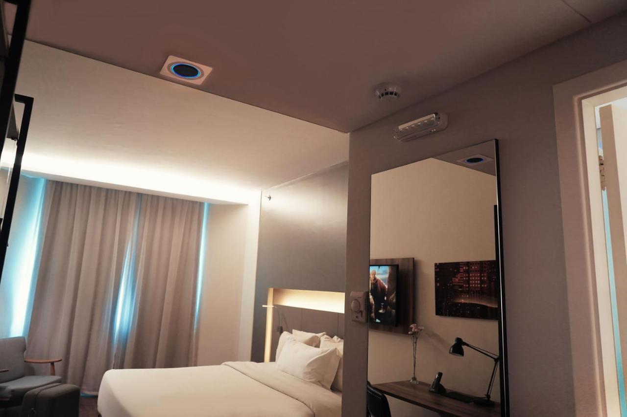 Premium Smart Room 1 Cama Queen,1347313199:JPEG