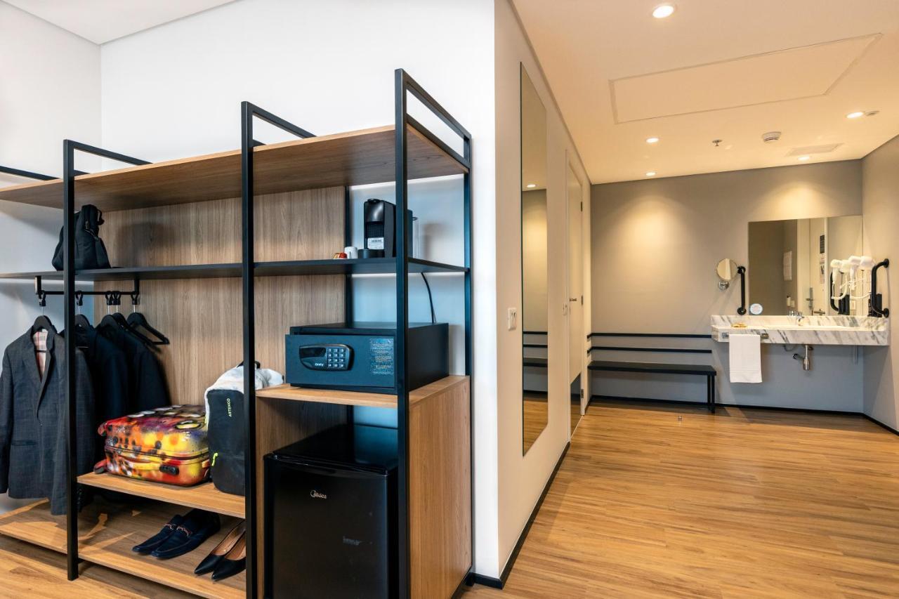 Premium PwD Disability Access 1 King Bed