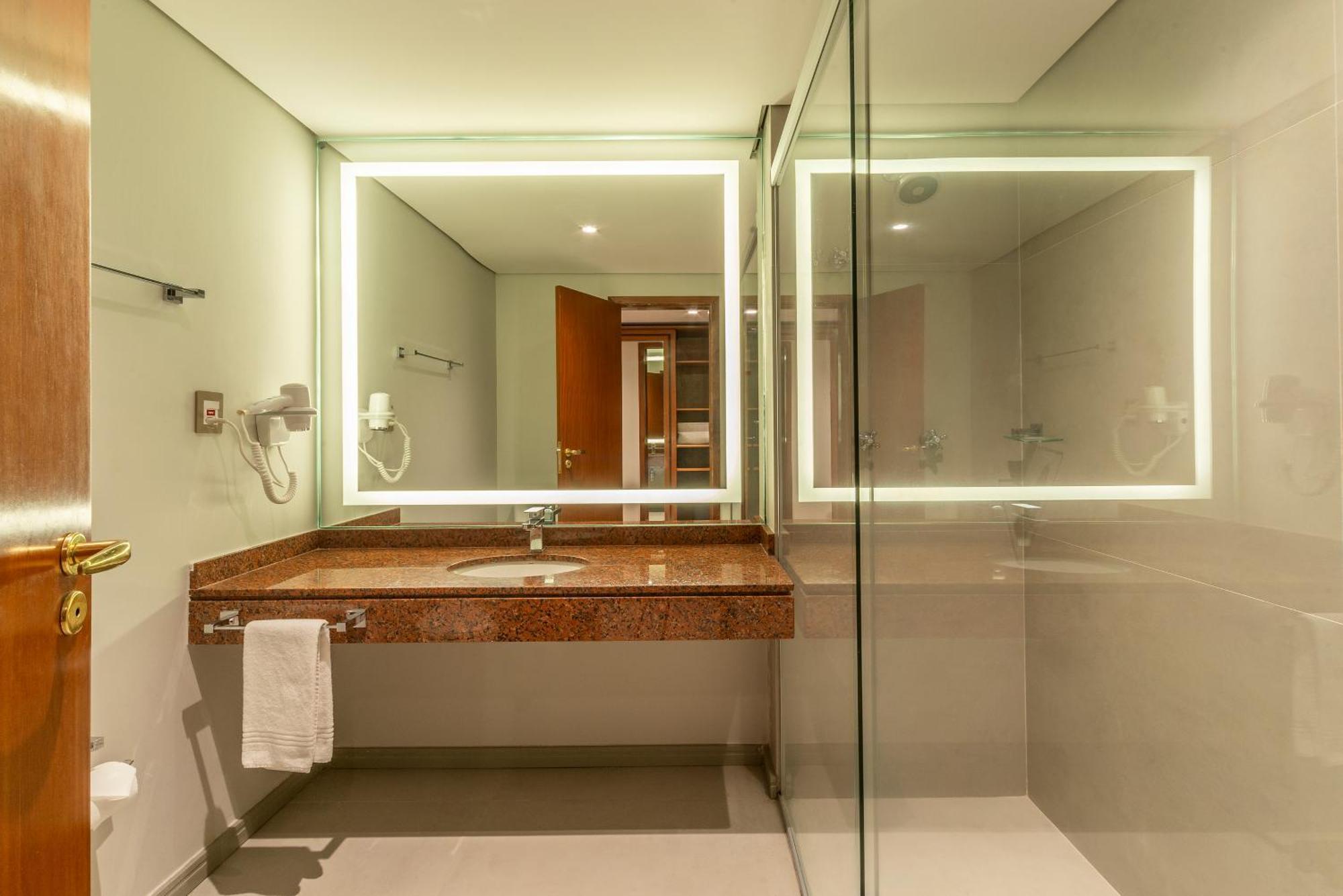 Deluxe Triple Room,1743582175:JPEG