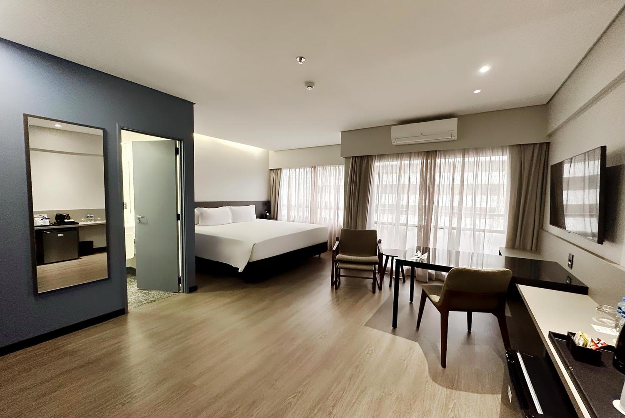 Quarto Premier com Cama King-size
