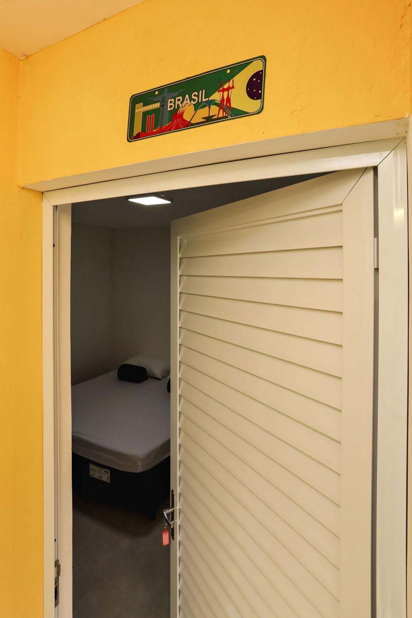 Quarto Triplo Básico