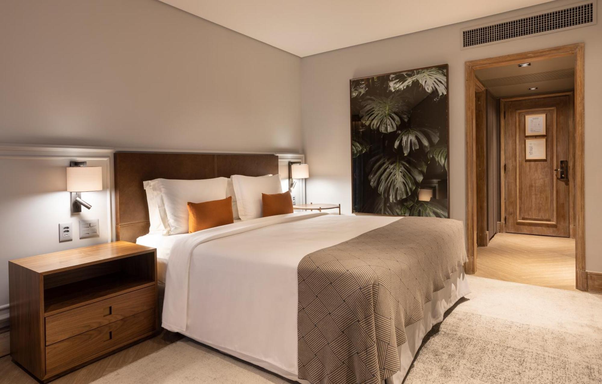 Deluxe Double Room,1372385726:JPEG