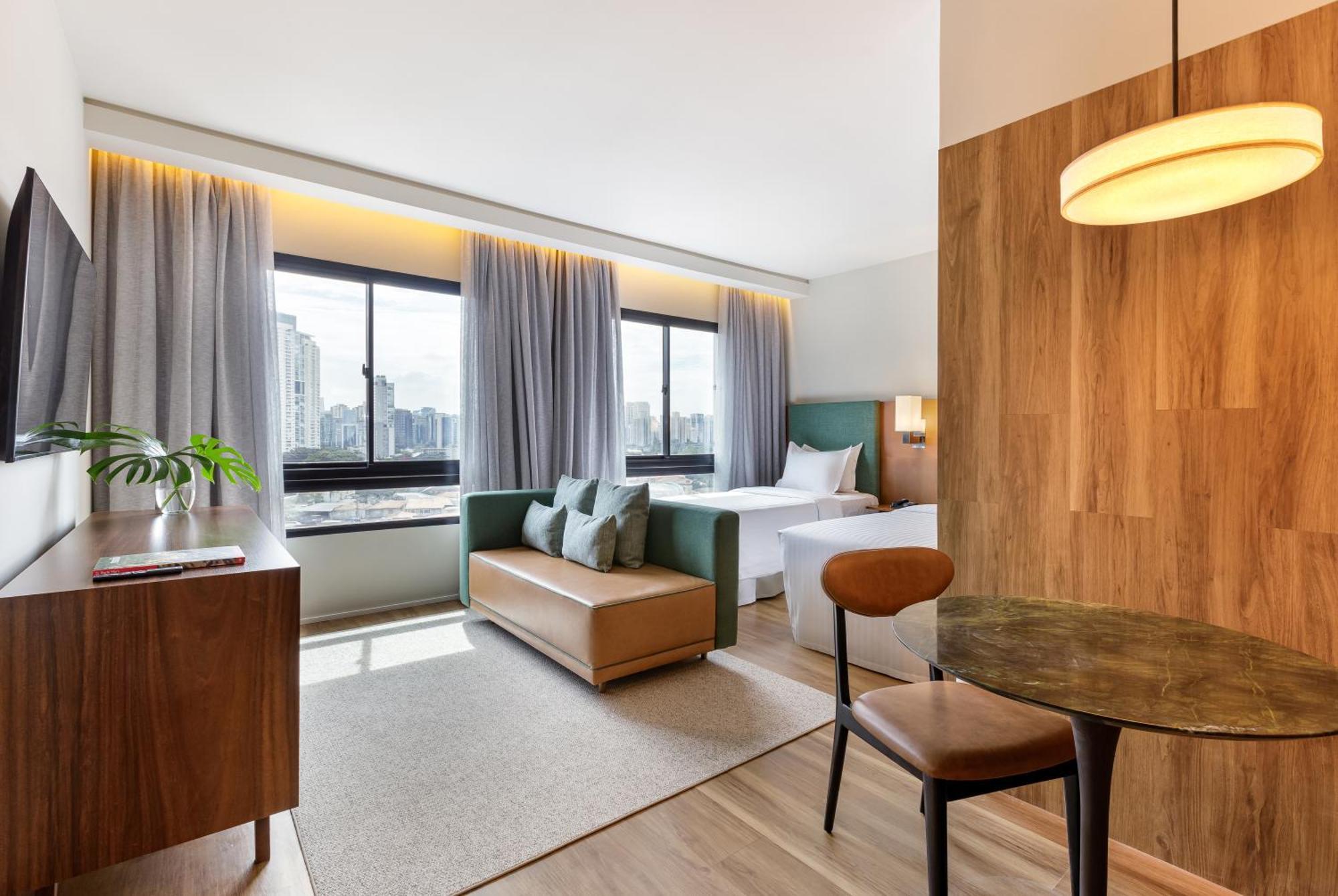 Junior Suite,1765177730:JPEG