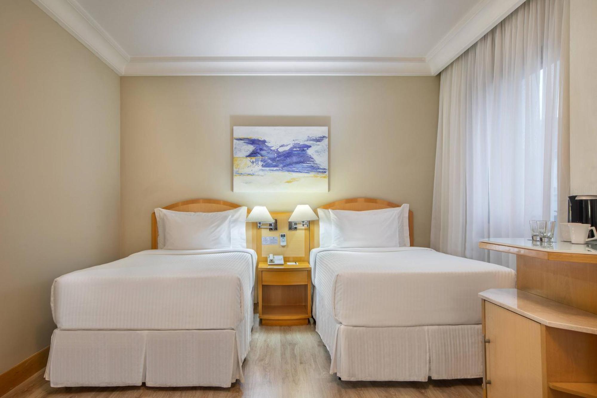 The Innside Room Twin Balcony