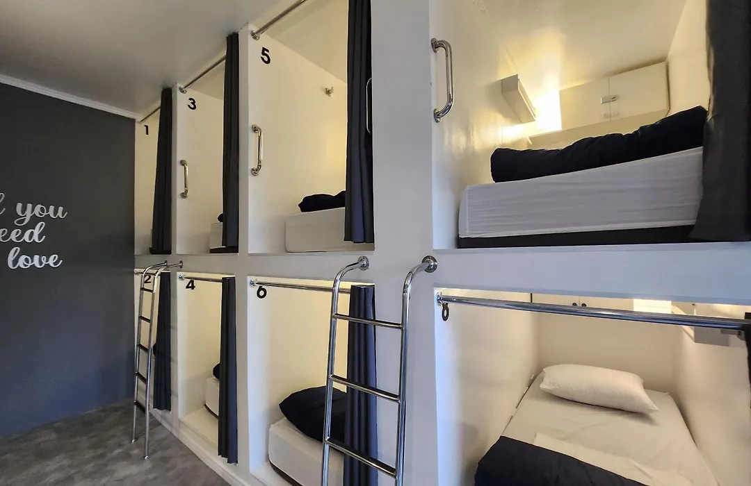 Vila Rock Hostel - Secure Neighborhood, Near Metro, Nubank Allianz Parque, Vila Madalena, Av Paulista, easy access to Morumbis&Autódromo Interlagos-1